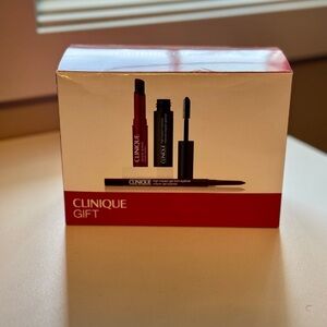 Clinique Minis Gift Set